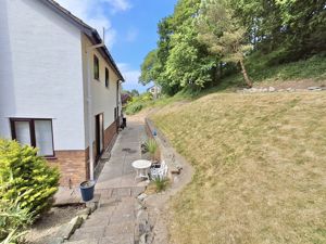 Photo 29- click for photo gallery